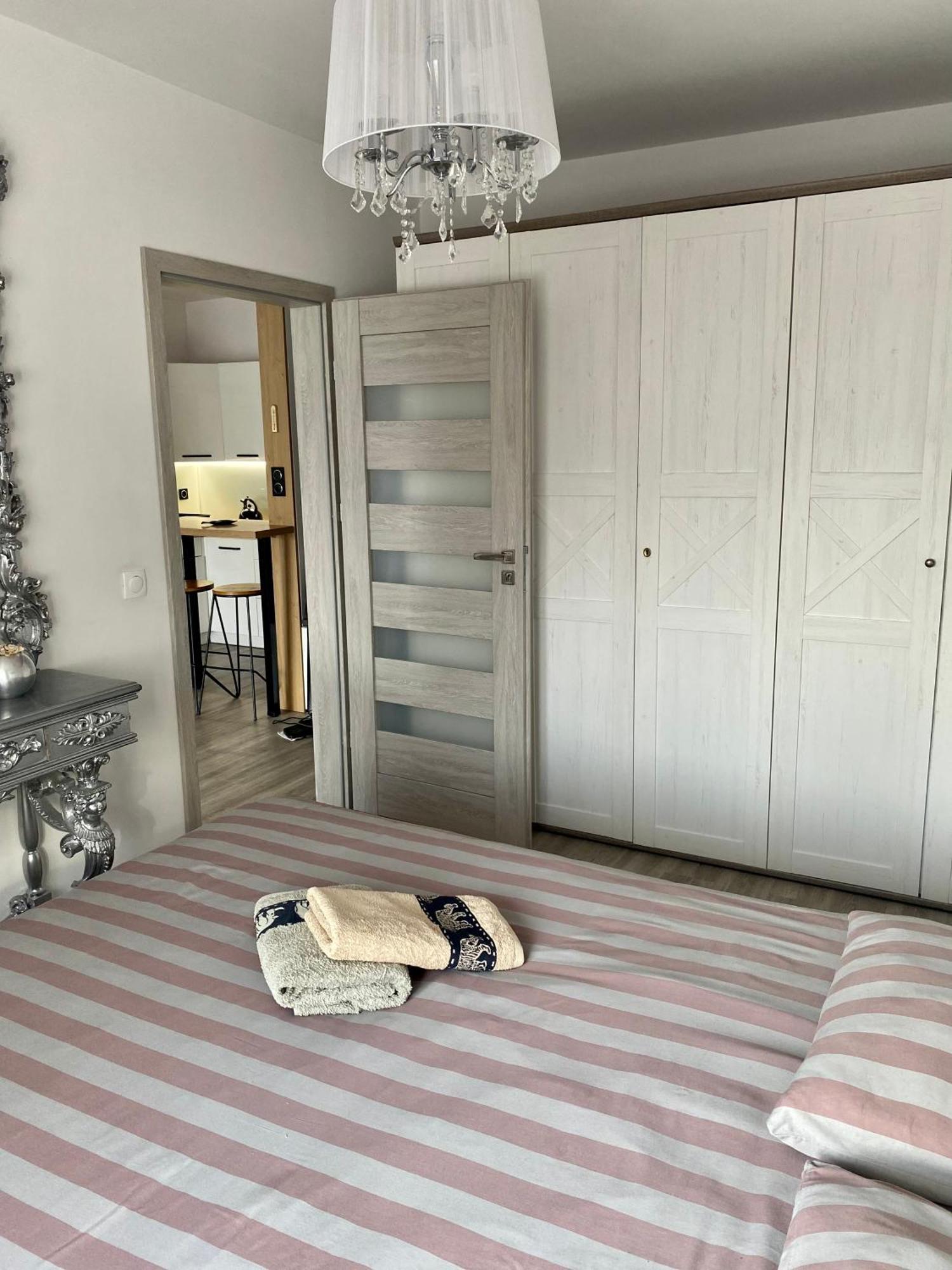 Apartament Na Skrzypka Чешин Екстериор снимка
